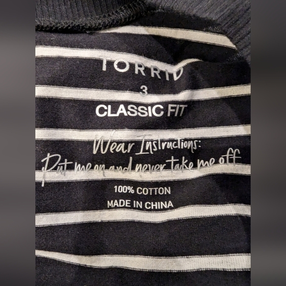 Torrid True Love has Paws Cotton Crew Neck Tee black & white stripes Sz 3x - Picture 11 of 12